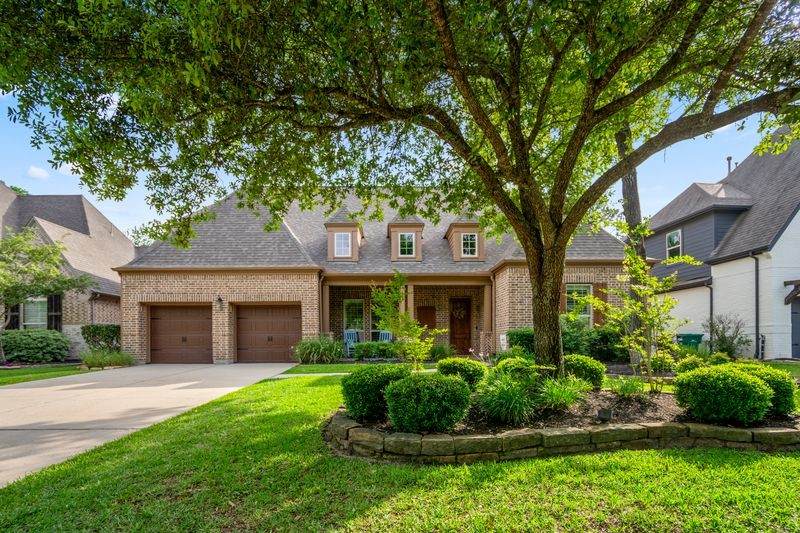 138 Monterrey Bend - Photo 1