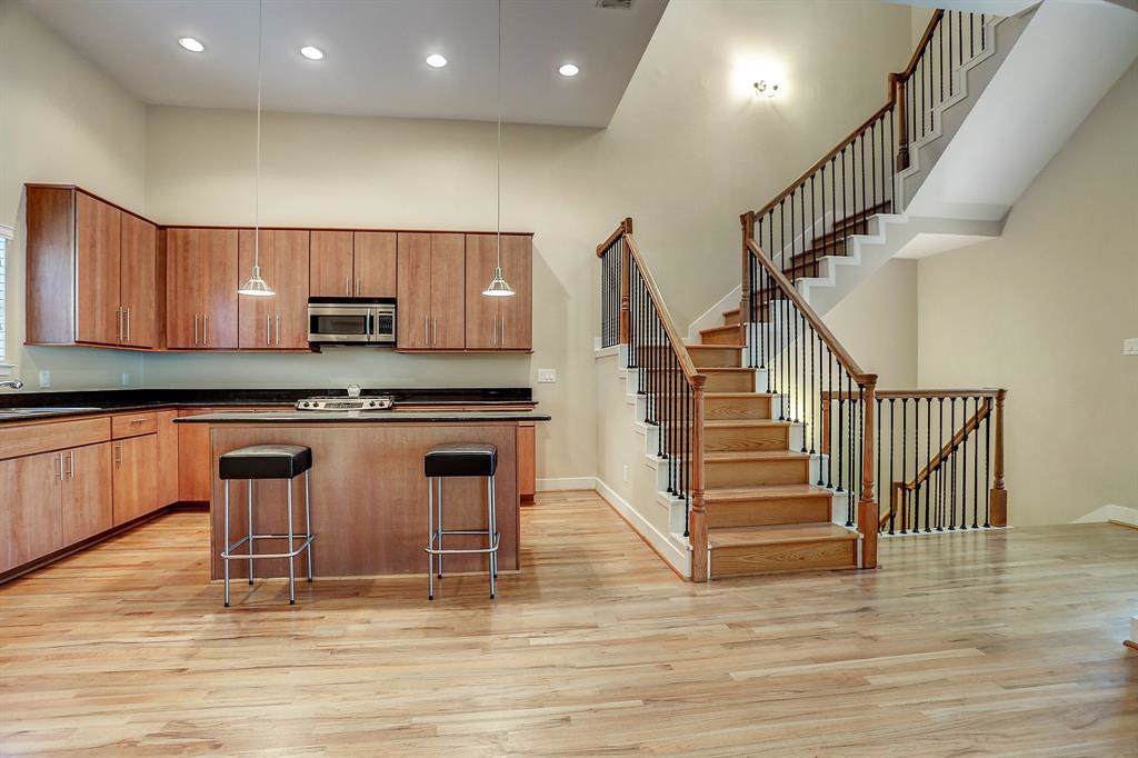 5841 Darling Street - Photo 1