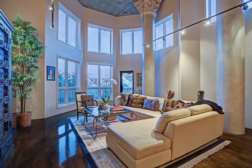 3030 Post Oak Boulevard - Photo 1