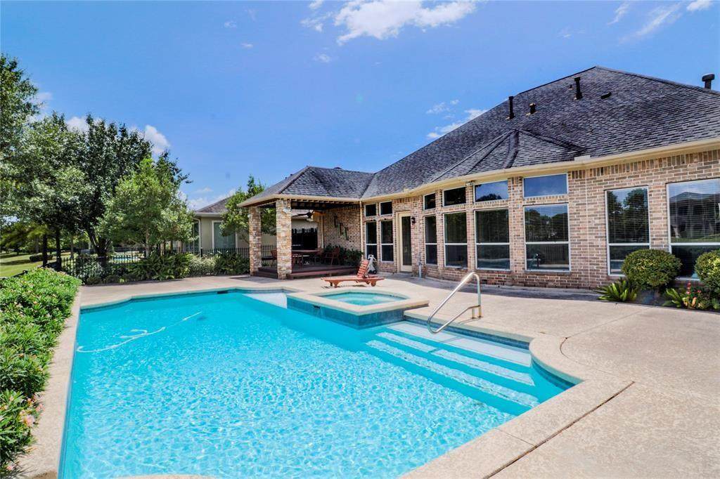 3415 Louvre Lane - Photo 1
