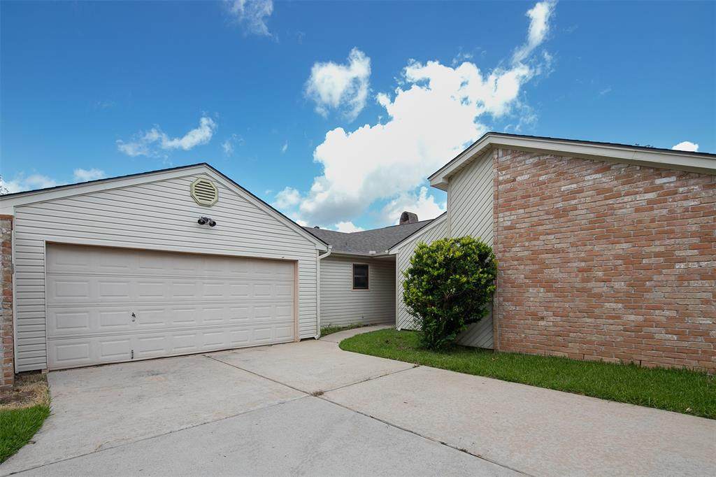 3123 Sam Houston Drive - Photo 1