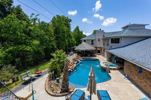 16610 Gull Court - Photo 1