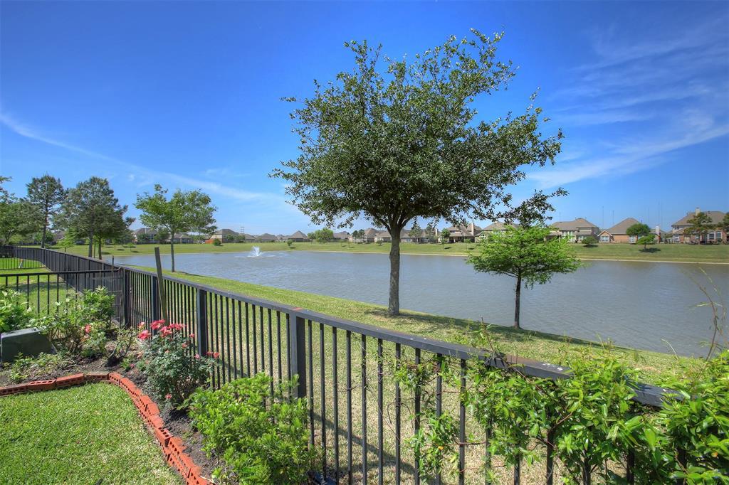 2704 White Falls Drive - Photo 1
