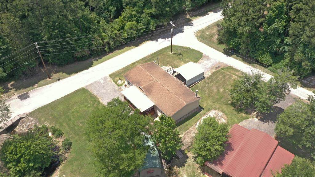 302 Harbor Point Drive - Photo 1