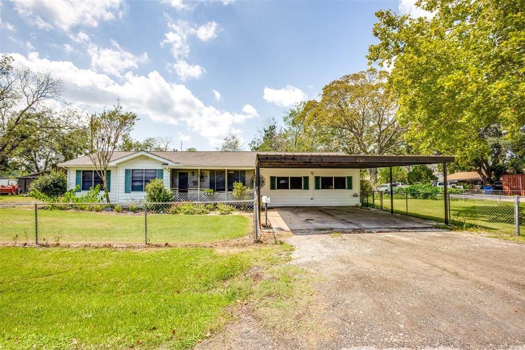 146 12th Street - Photo 1