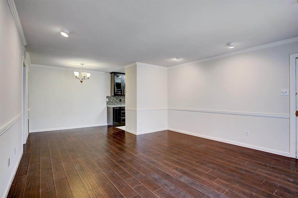3131 Cummins Street - Photo 1