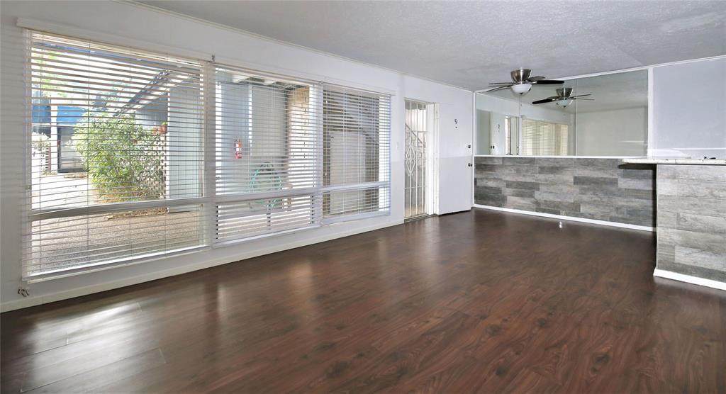 3271 Sul Ross - Photo 1