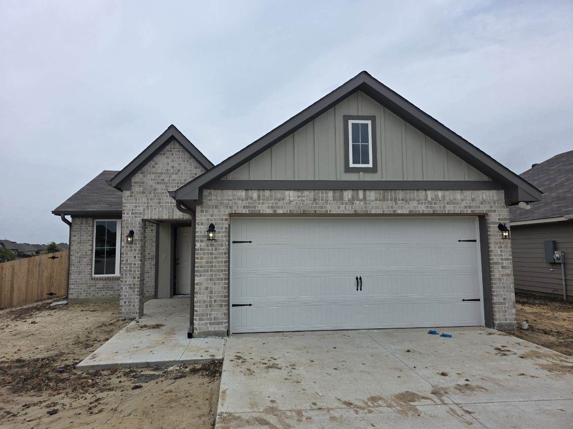 1500 Lake Ridge Drive - Photo 1
