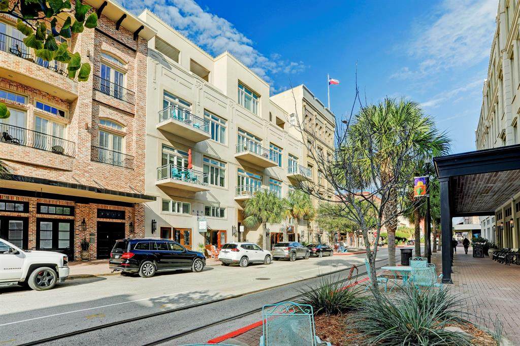 2208 Post Office Street - Photo 1