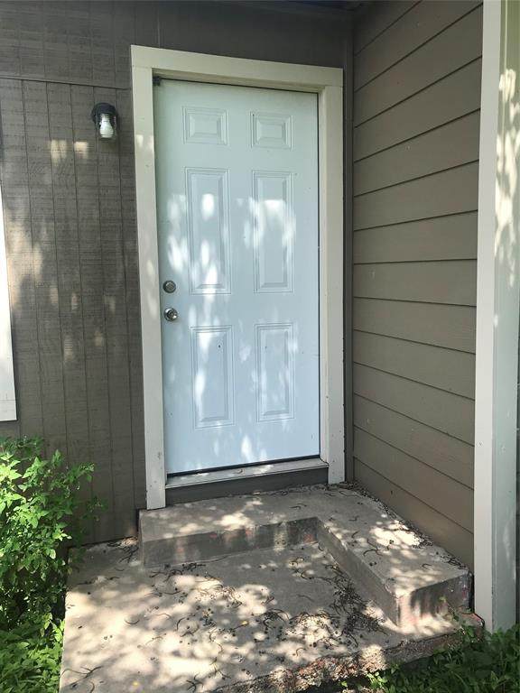 1711 5th Street - Photo 1
