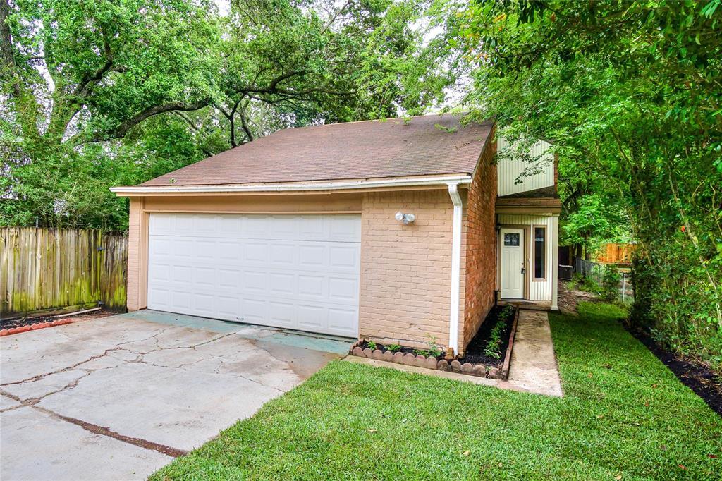 9213 Vogue Lane - Photo 1