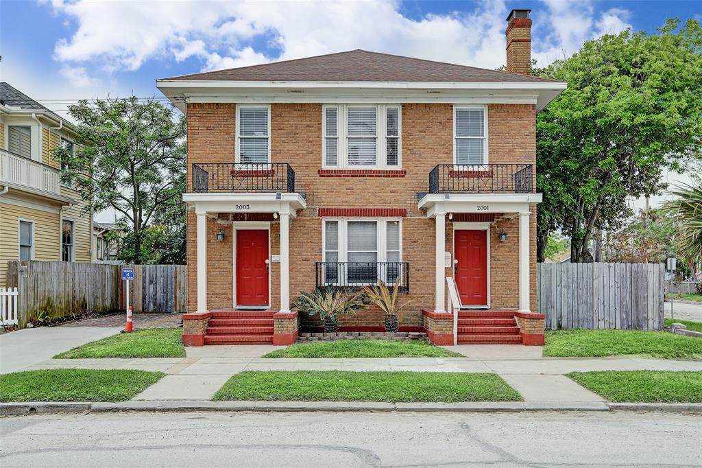 2001 25th Street - Photo 1