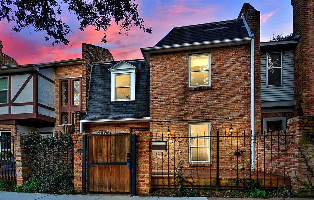 2505 Commonwealth Street - Photo 1