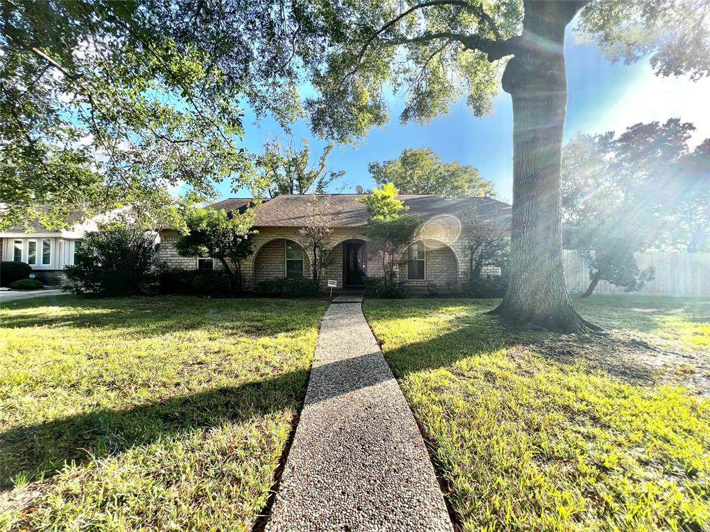 13935 Saint Marys Lane - Photo 1