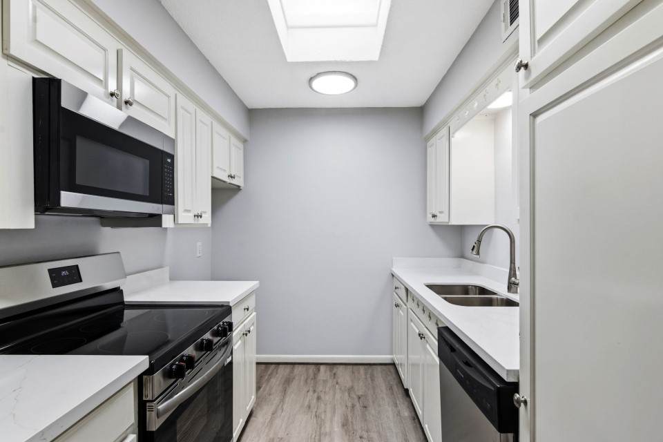 2744 Briarhurst Drive - Photo 1