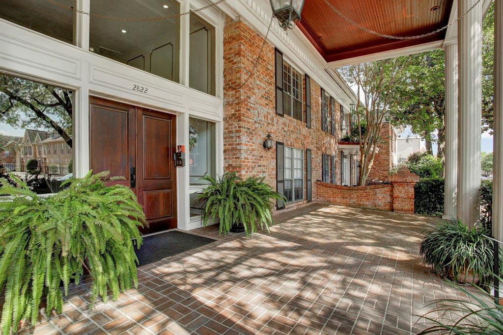 2822 Briarhurst Drive - Photo 1