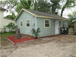 7211 Roswell Street - Photo 1