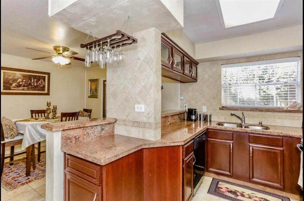 10183 Beekman Place Drive - Photo 1