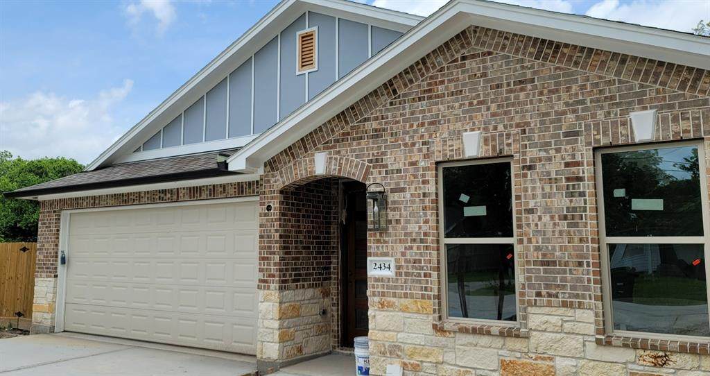 2434 Lucky Street - Photo 1