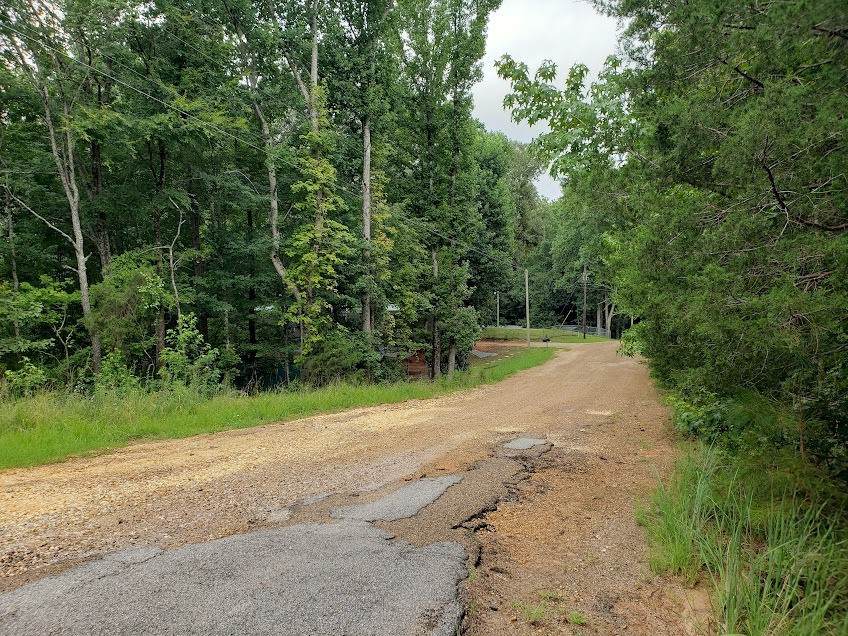 826 Crestwood Drive - Photo 1