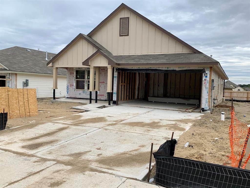 1021 Davy Street - Photo 1