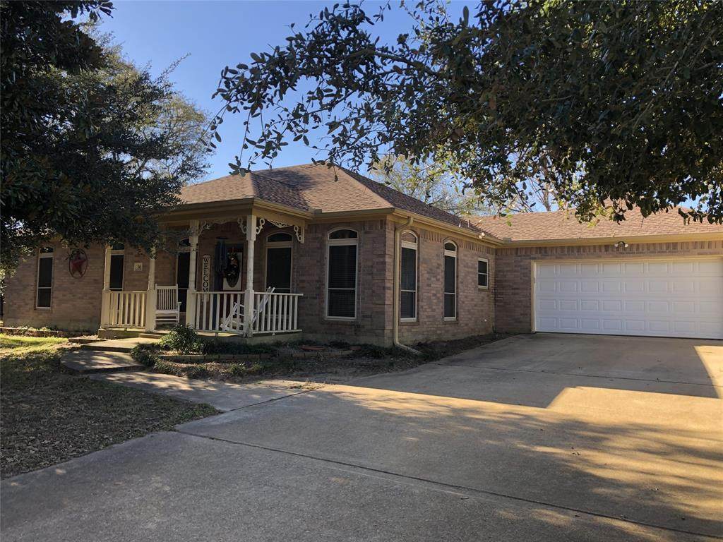 36 Ellis Drive - Photo 1