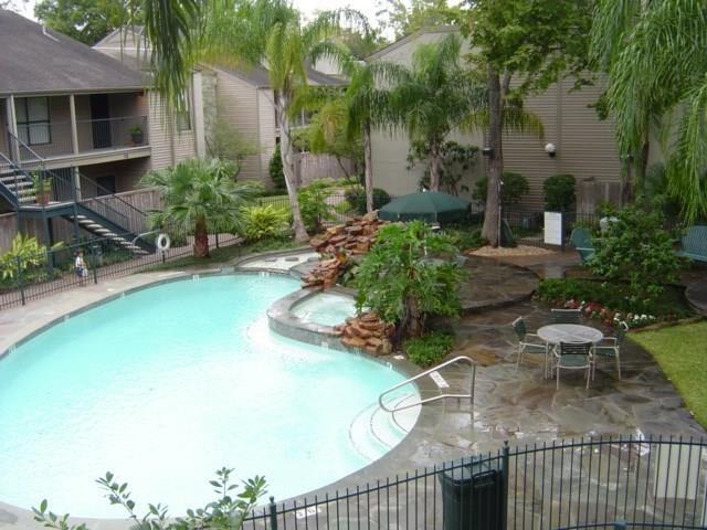 1100 Augusta Drive - Photo 1