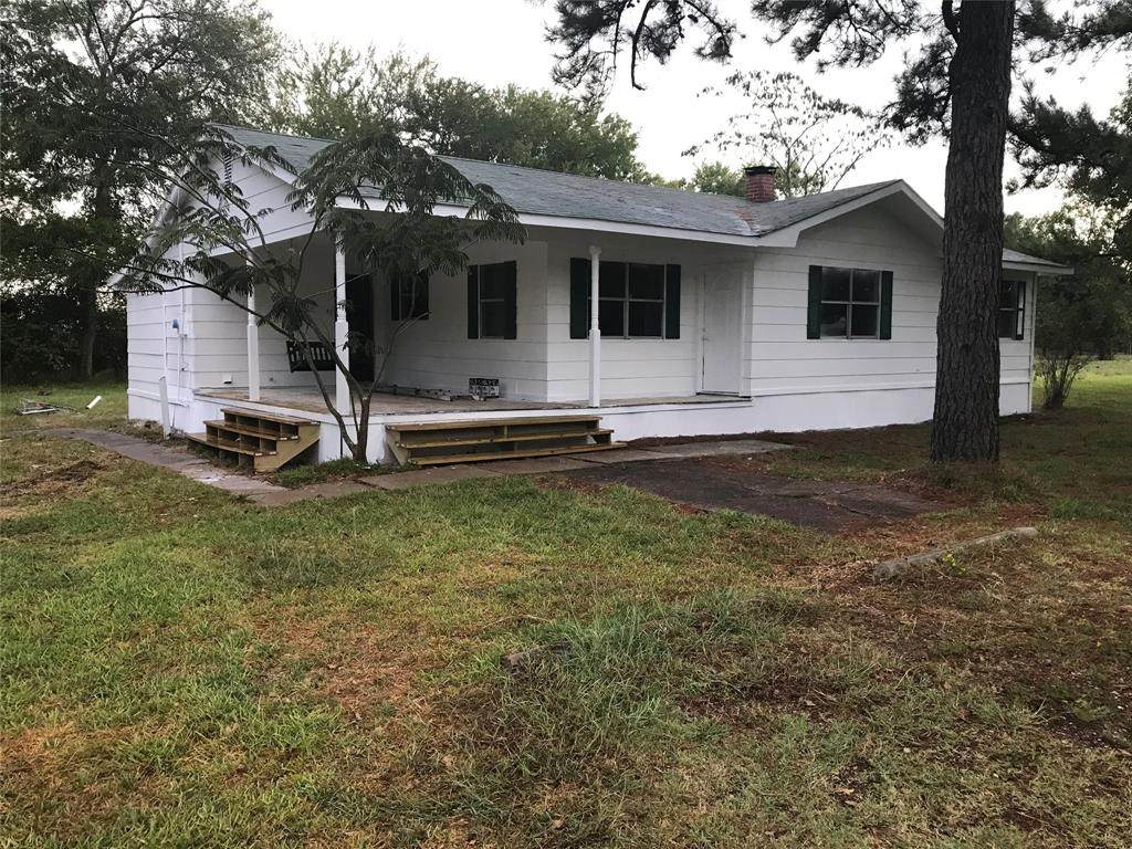 48 Pine Avenue - Photo 1