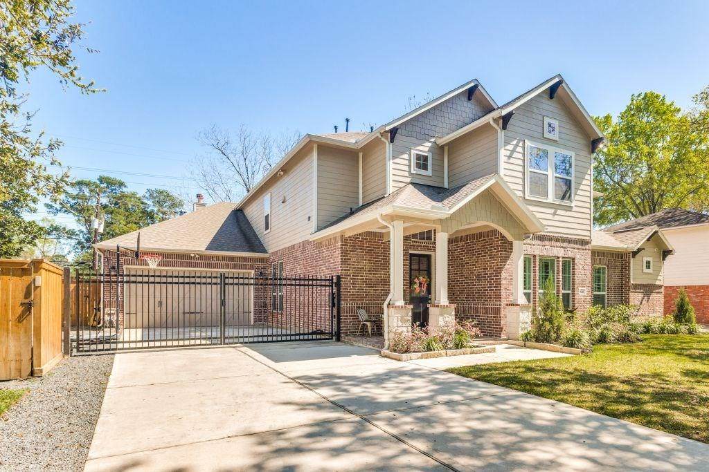 846 Wycliffe Drive - Photo 1