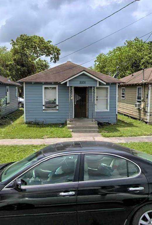 2231 Hutton Street - Photo 1