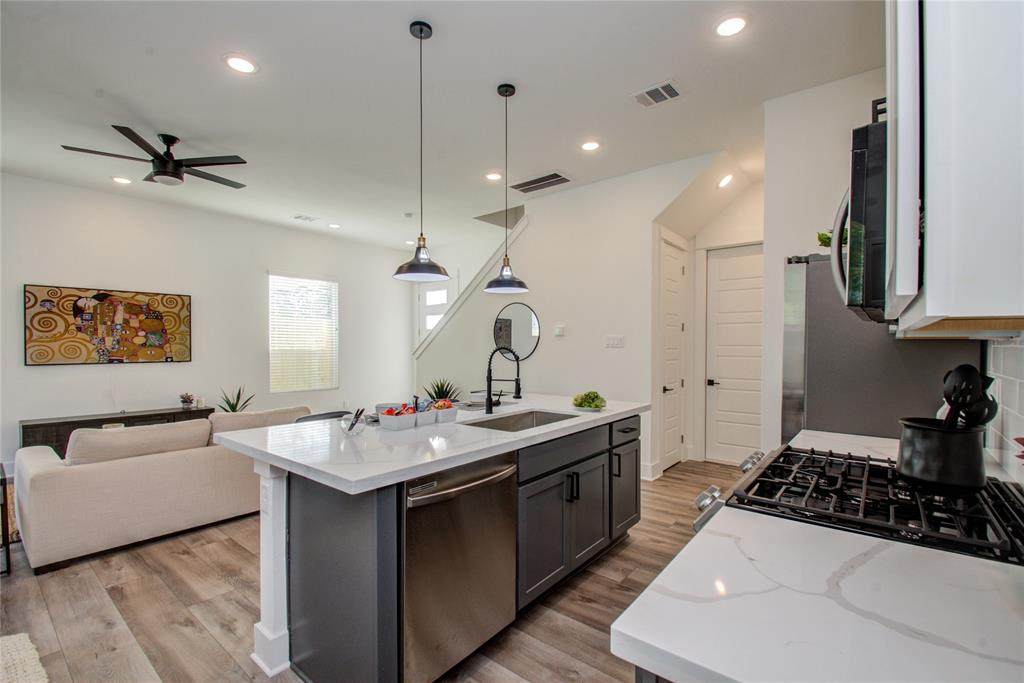 782 W Tidwell Road - Photo 1