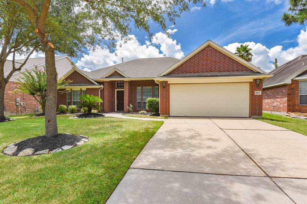 18111 Dovefield Lane - Photo 1