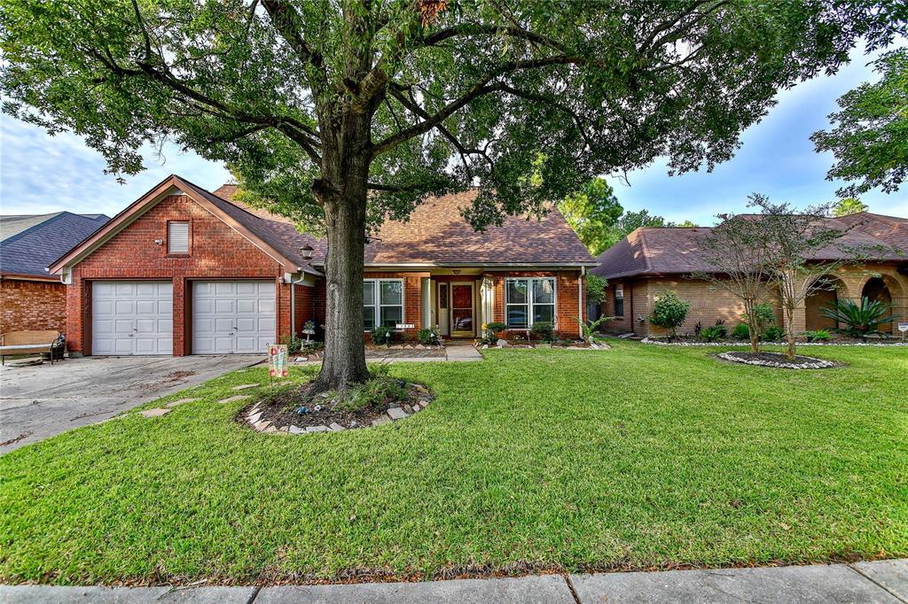 10843 Dogwood Drive - Photo 1