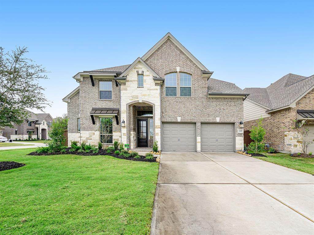 4418 Woodridge Drive - Photo 1