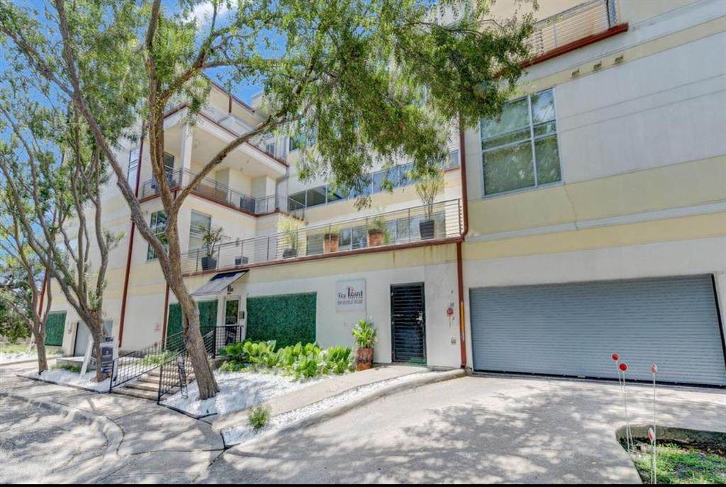 102 Quitman Street - Photo 1