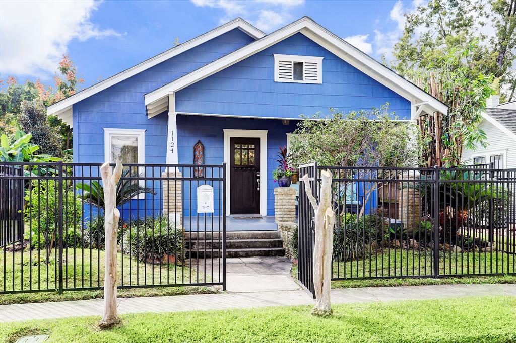 1124 Dunbar Street - Photo 1