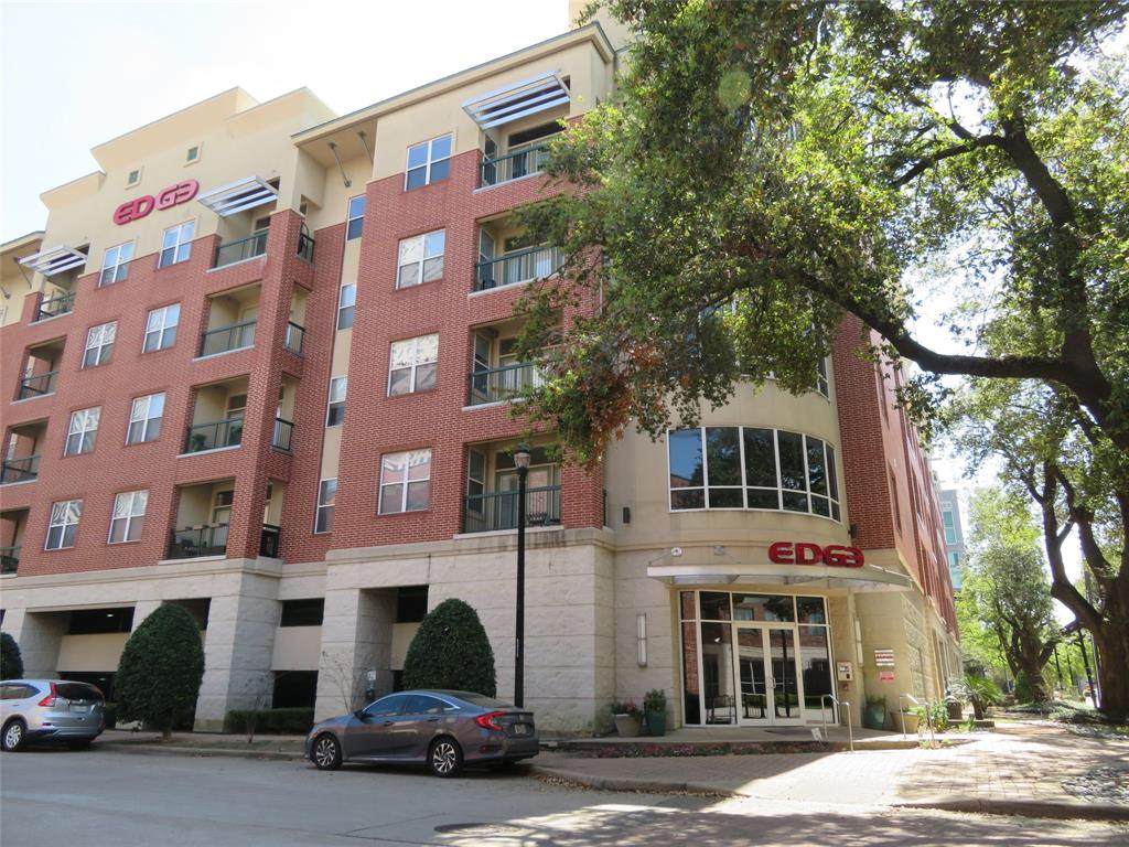 300 St Joseph Parkway - Photo 1
