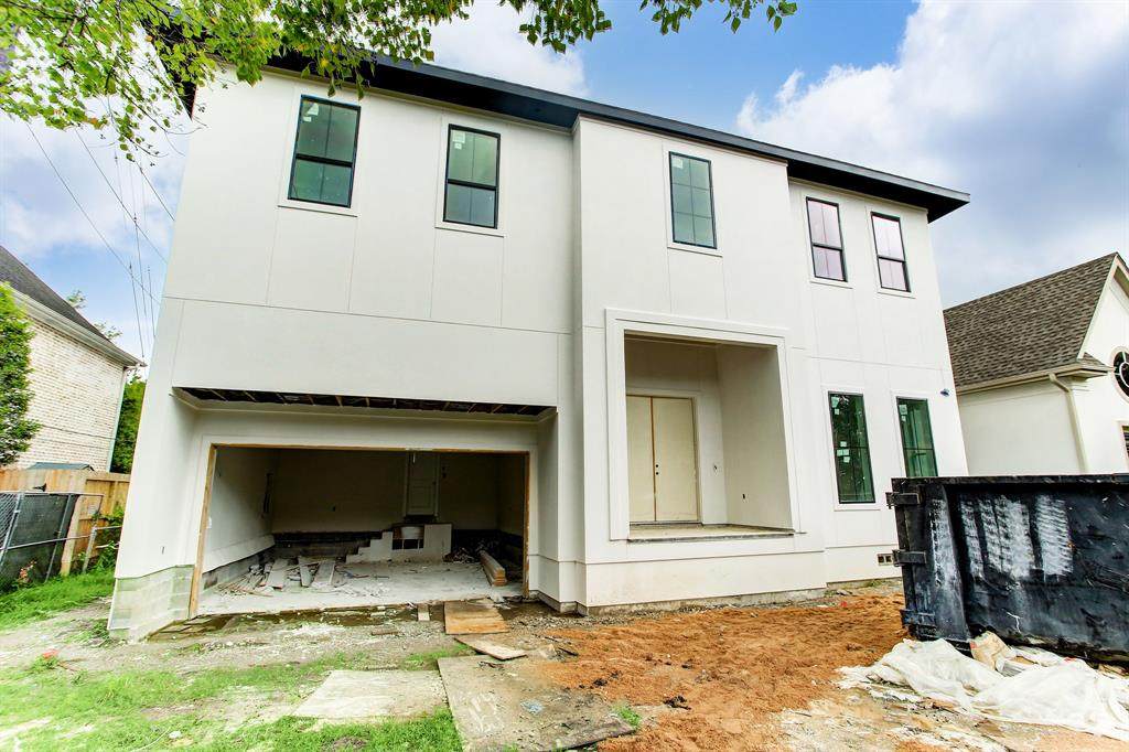 4817 Laurel Street - Photo 1