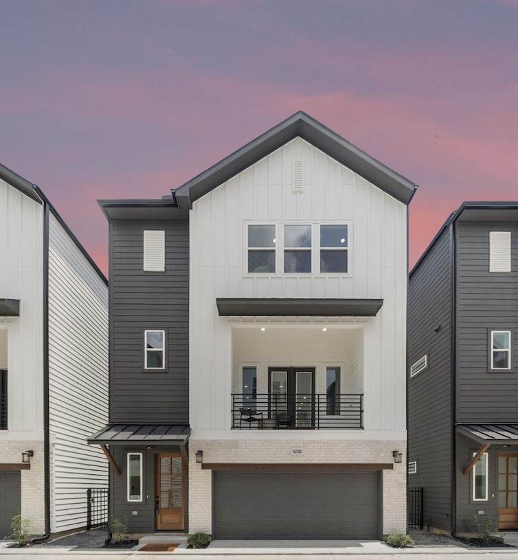 923 Fisher Street - Photo 1