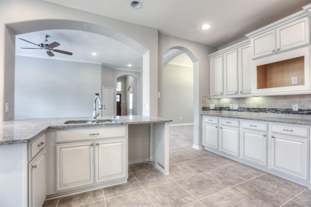 1527 Giles Drive - Photo 1