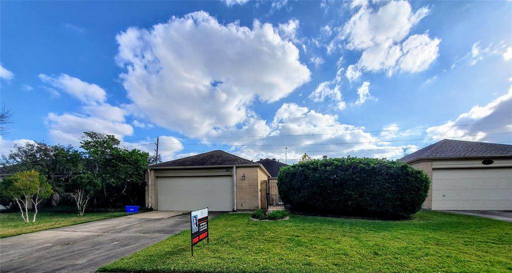 14947 Heritage Wood Drive - Photo 1
