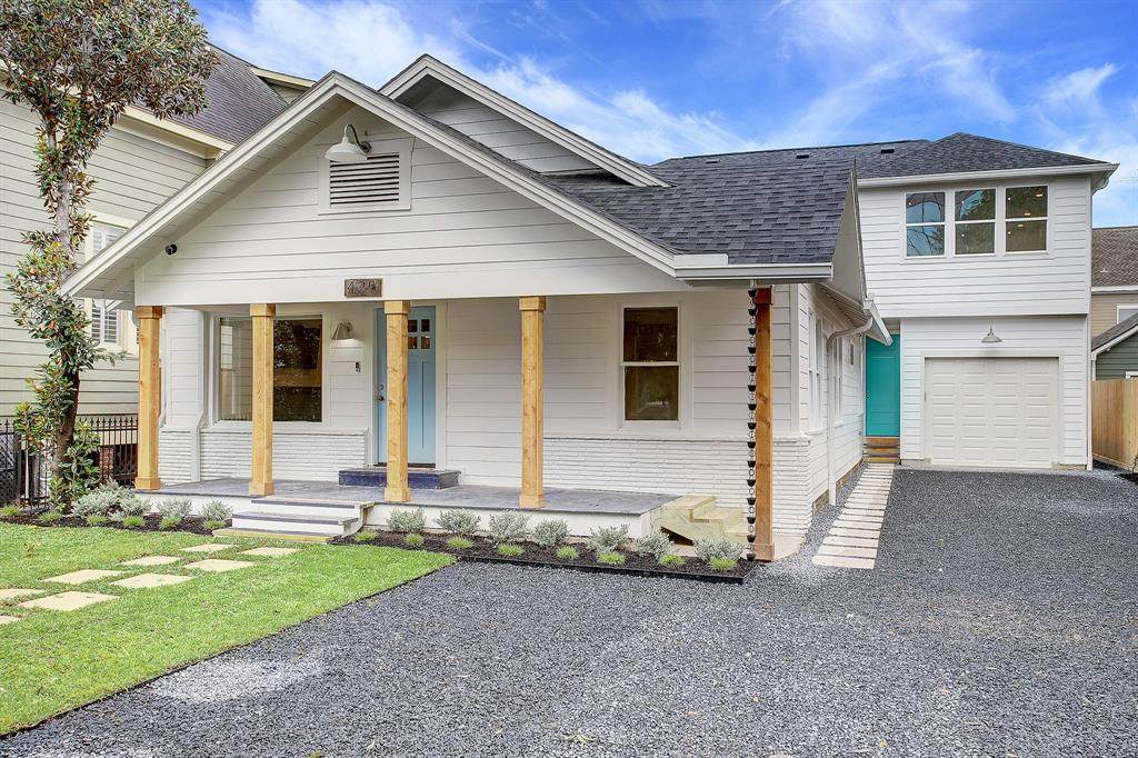 425 21st Street - Photo 1