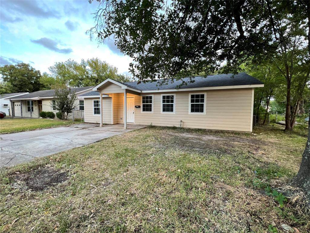 1423 Teanaway Lane - Photo 1