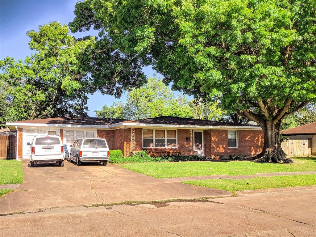 1905 Leroy Drive - Photo 1