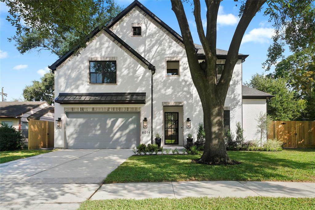 1745 Parana Drive - Photo 1