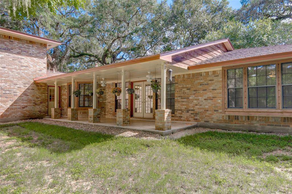 21316 Lake View Road - Photo 1