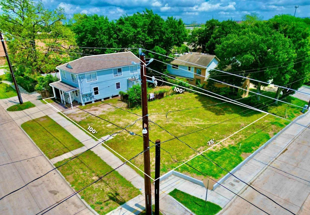 307 79th Street - Photo 1