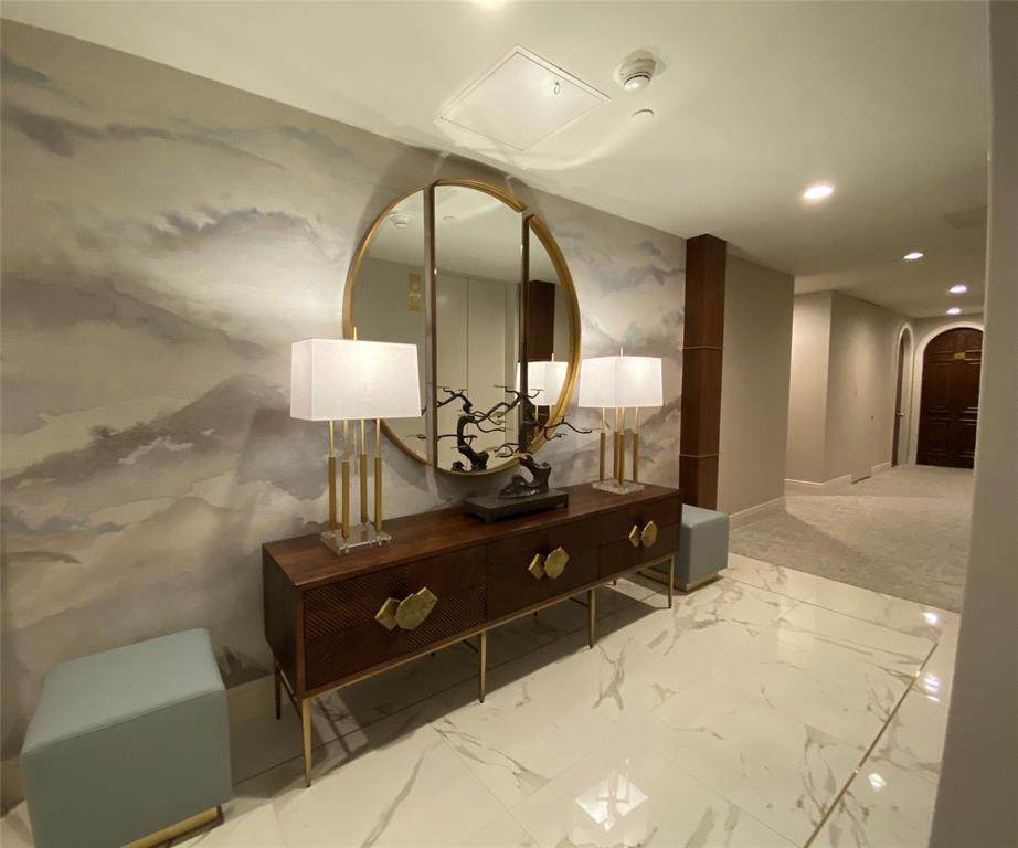 1111 Hermann Drive - Photo 1