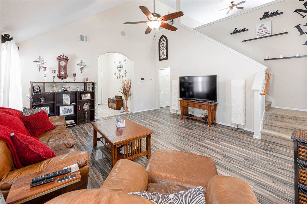 11427 Overland Trail Drive - Photo 1