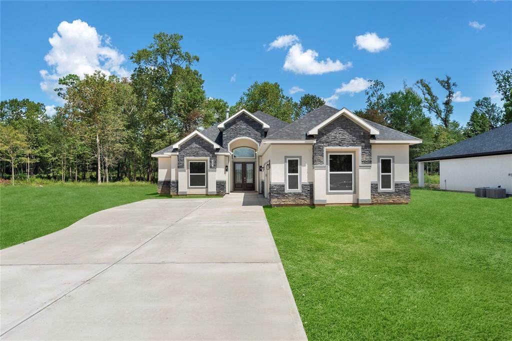 662 Road 66111 - Photo 1
